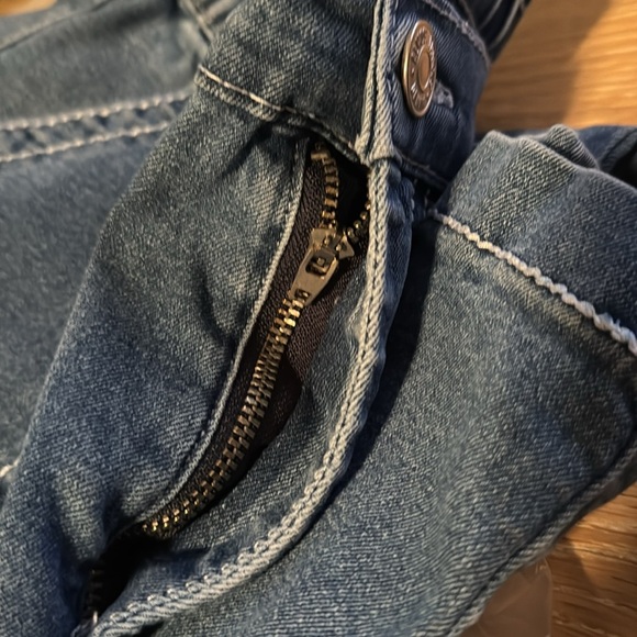 Almost Famous Cargo Jeans Womens L Medium Wash denim patch back pockets stretch - Picture 7 of 14